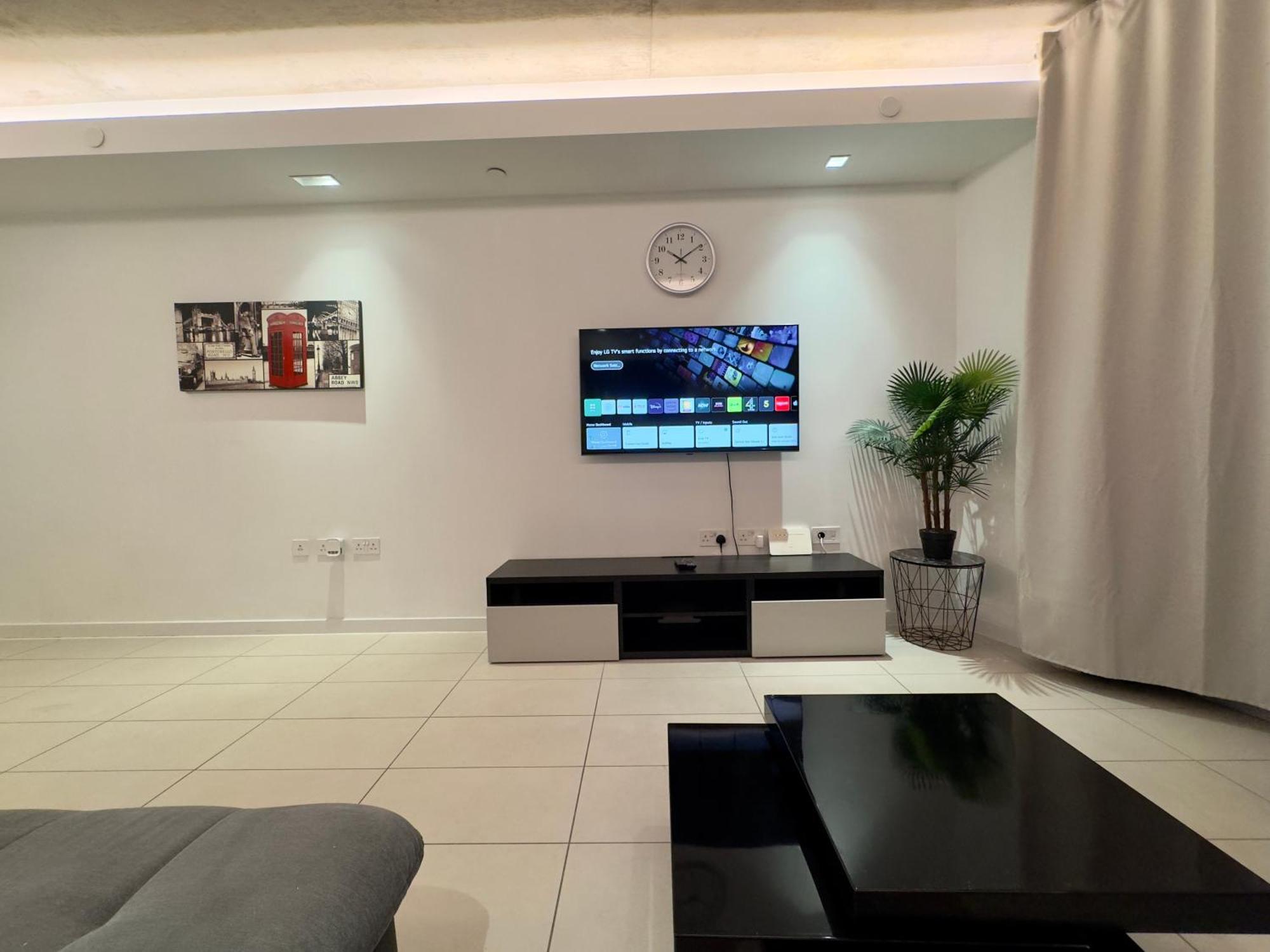 London Excel Cosy Apartment With Balcony & River View Close To O2 Arena, Cable Car, City Hall Экстерьер фото