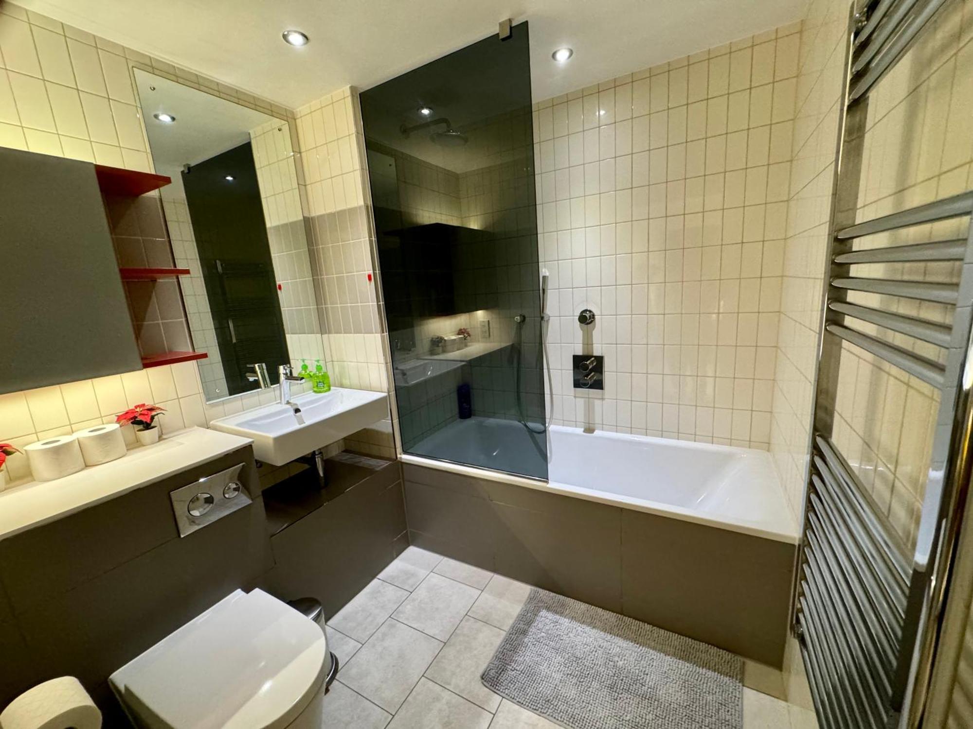 London Excel Cosy Apartment With Balcony & River View Close To O2 Arena, Cable Car, City Hall Экстерьер фото